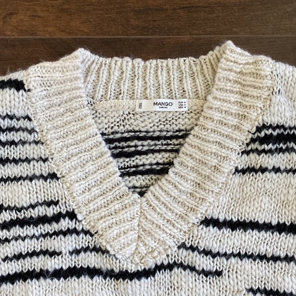 Mango - Shouchy Sweater - Cream and Black - Small - Picture 3 of 5
